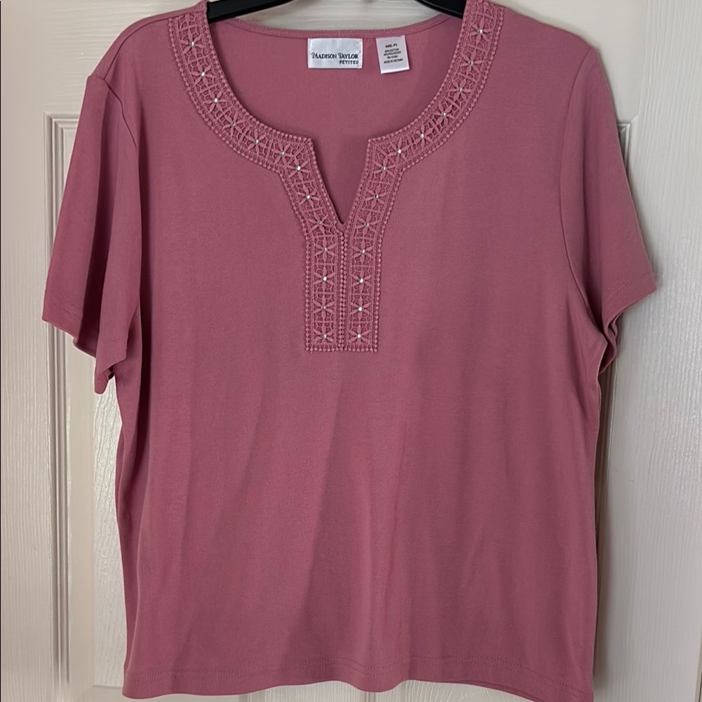 MADISON TAYLOR CROCHET TOP
